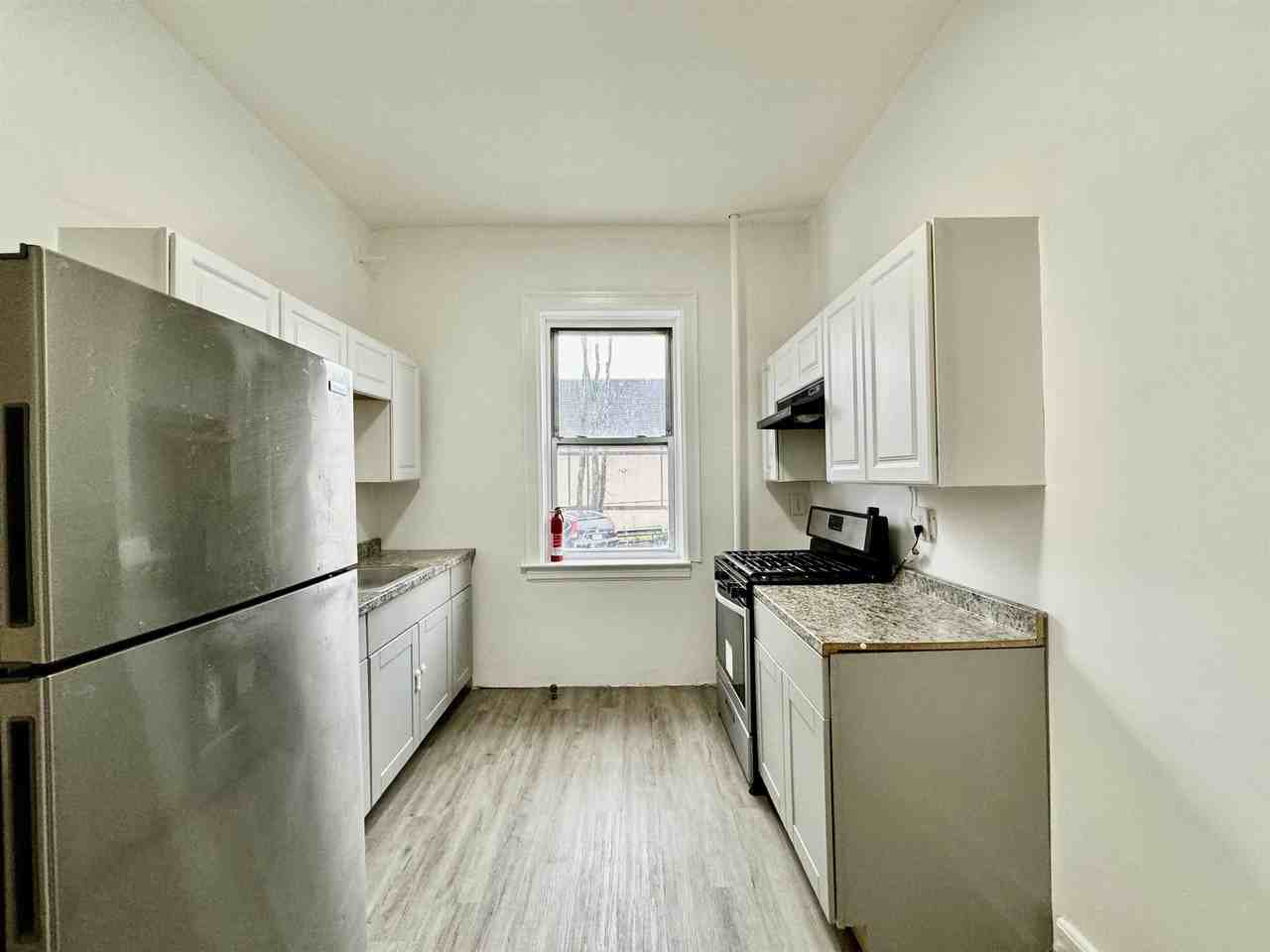 197 Lafayette Pl #A3 - Photo 5 of 21