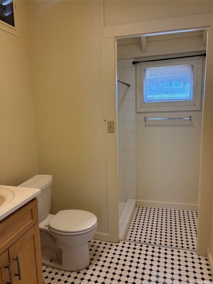 938 10th Ave Unit B-1 #B1 - Photo 3 of 5