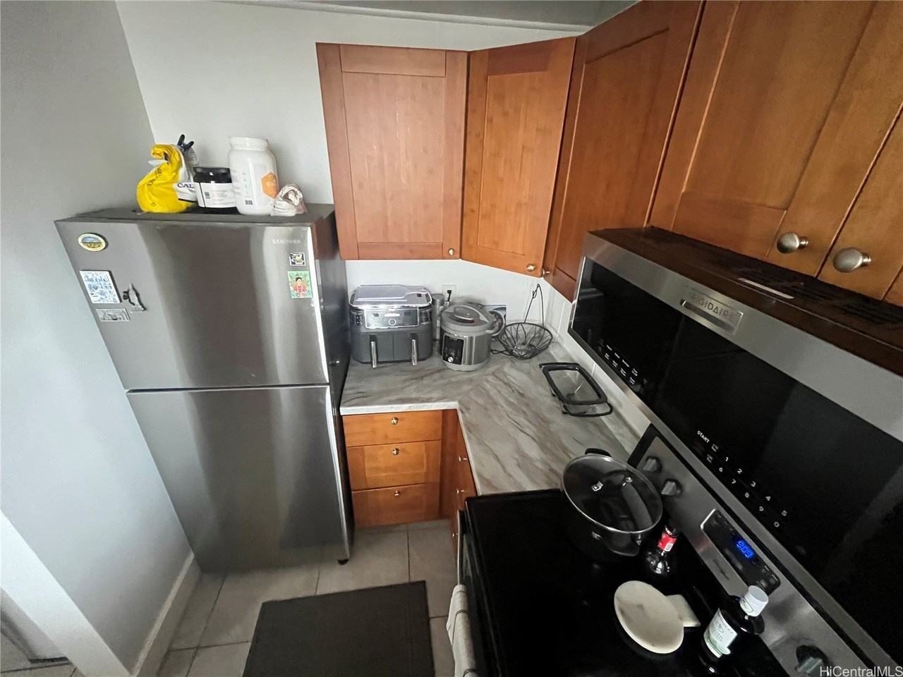 834 Lehua Ave Apt 305 #305 - Photo 4 of 13