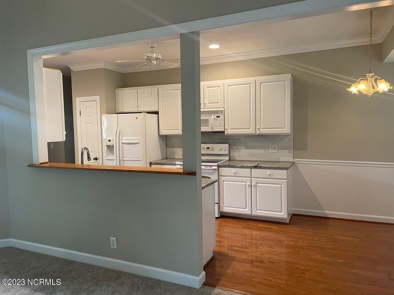 4091 Lark Bunting Ct Se - Photo 4 of 8