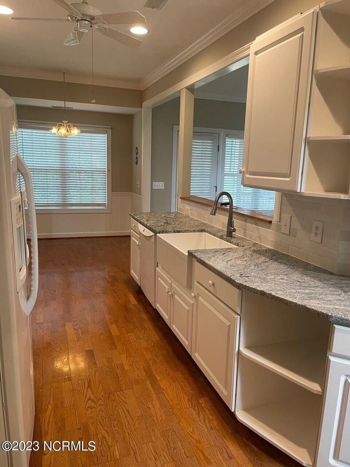 4091 Lark Bunting Ct Se - Photo 5 of 8