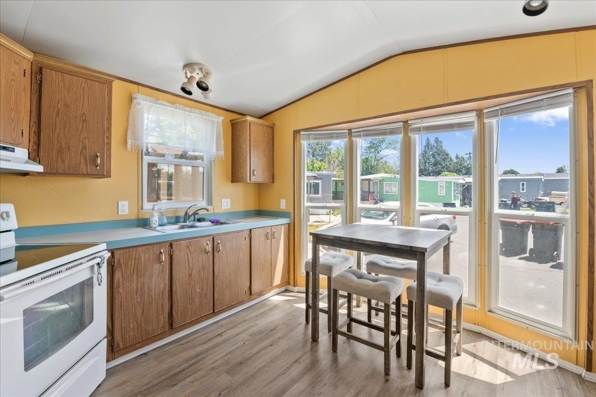 424 W Cherry Ln Trlr 137 #137 - Photo 3 of 20