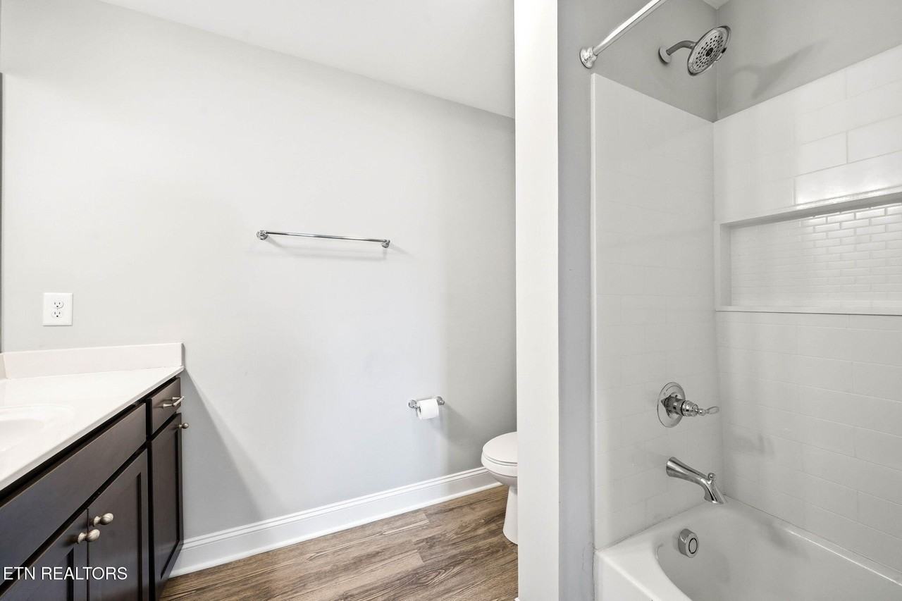 4891 Ancient Glacier Ln - Photo 7 of 31