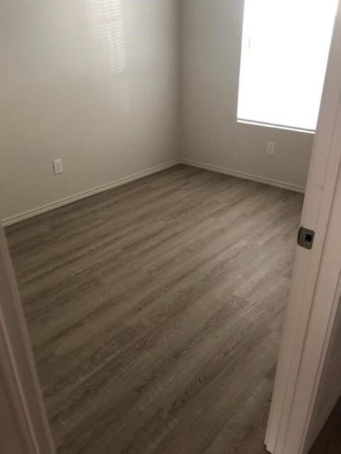 1724 27th St - Photo 5 of 7