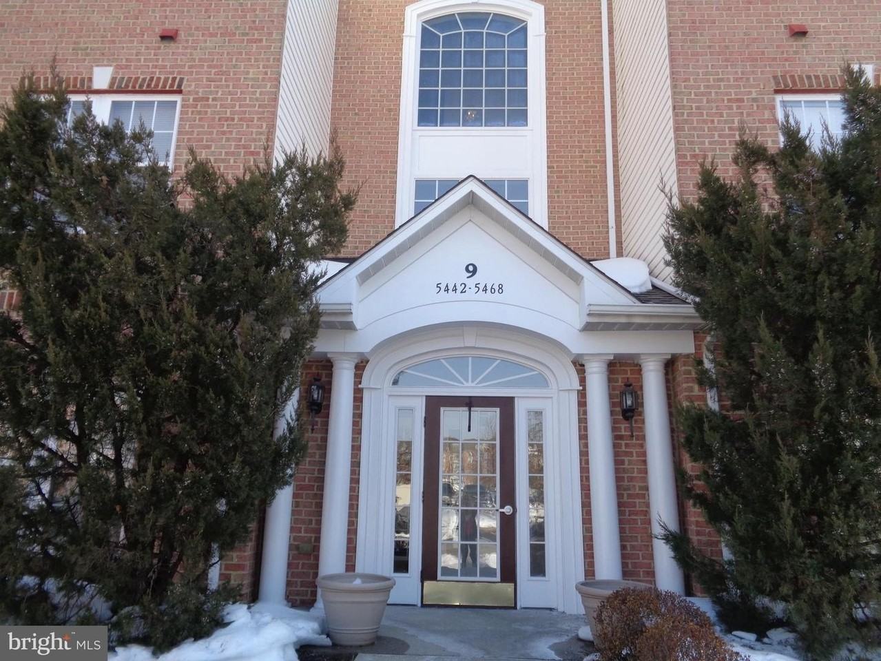 5444 Glenthorne Ct - Photo 2 of 34