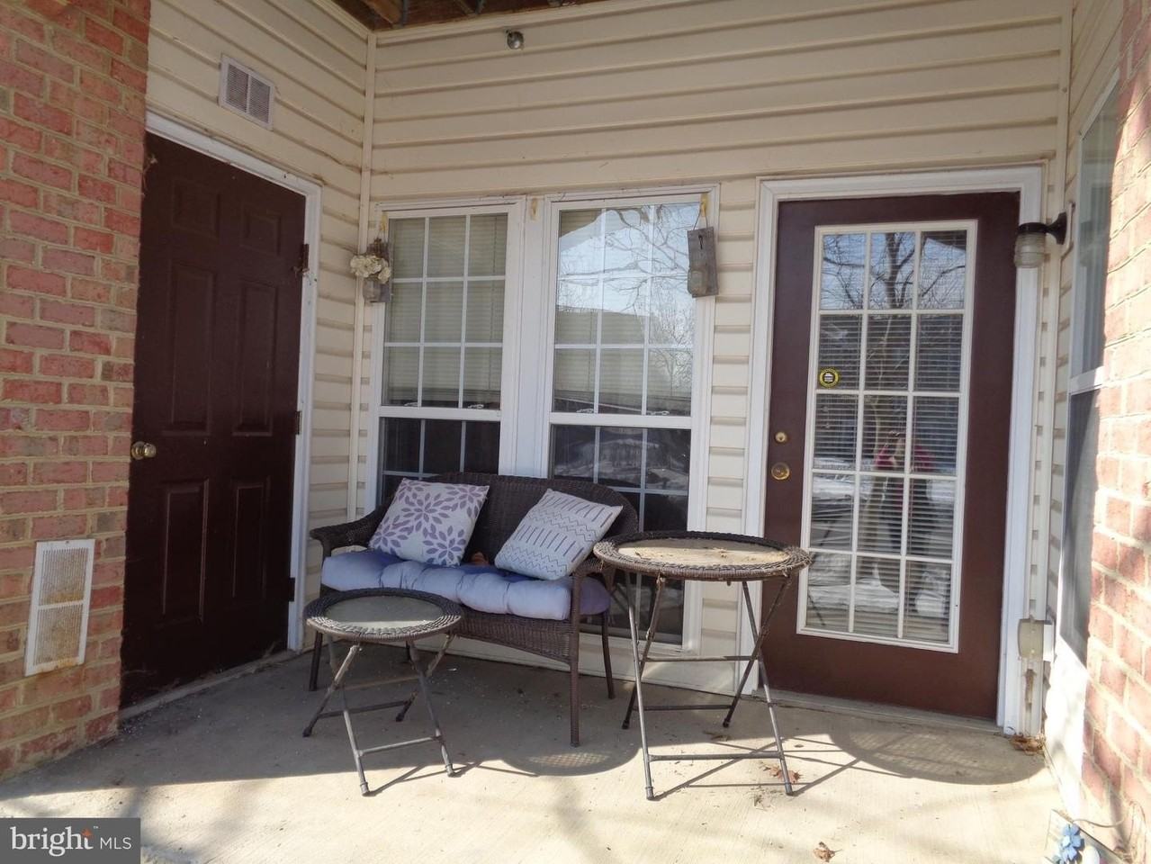 5444 Glenthorne Ct - Photo 4 of 34