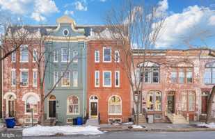 featured image of 230 S Market St