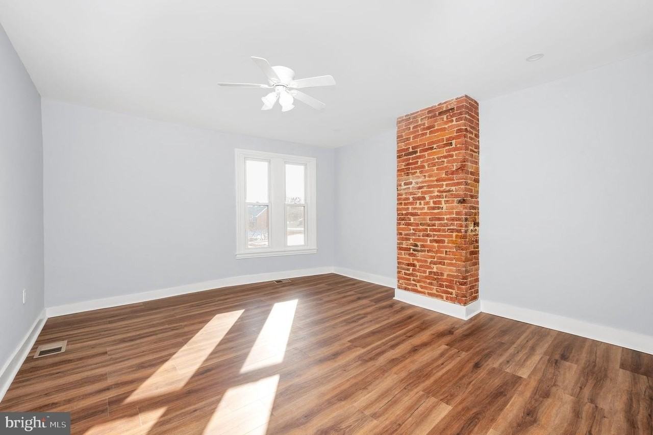 230 S Market St - Photo 7 of 22