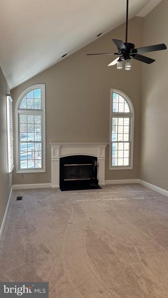 15 Highgate Ln - Photo 4 of 46