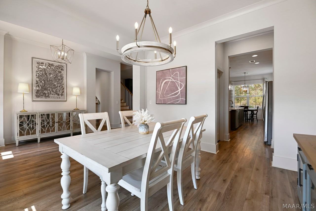 1691 Pebble Creek Dr - Photo 3 of 25