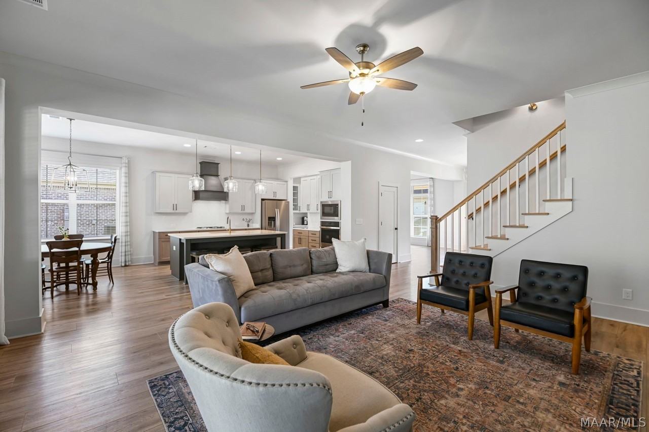 1691 Pebble Creek Dr - Photo 4 of 25