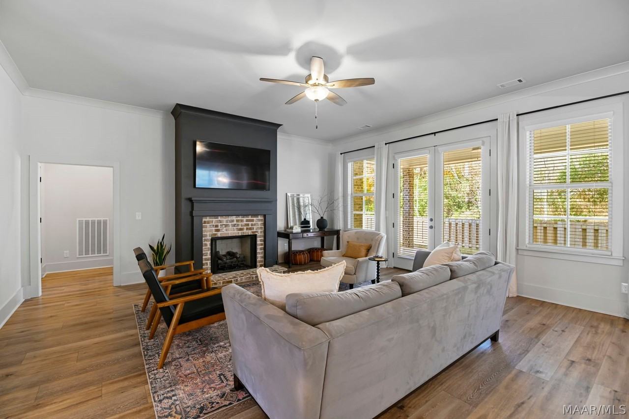 1691 Pebble Creek Dr - Photo 5 of 25