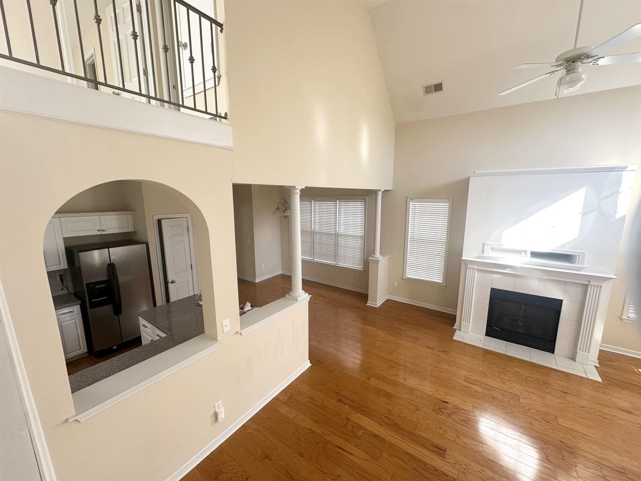 8516 Shady Elm Dr - Photo 4 of 27