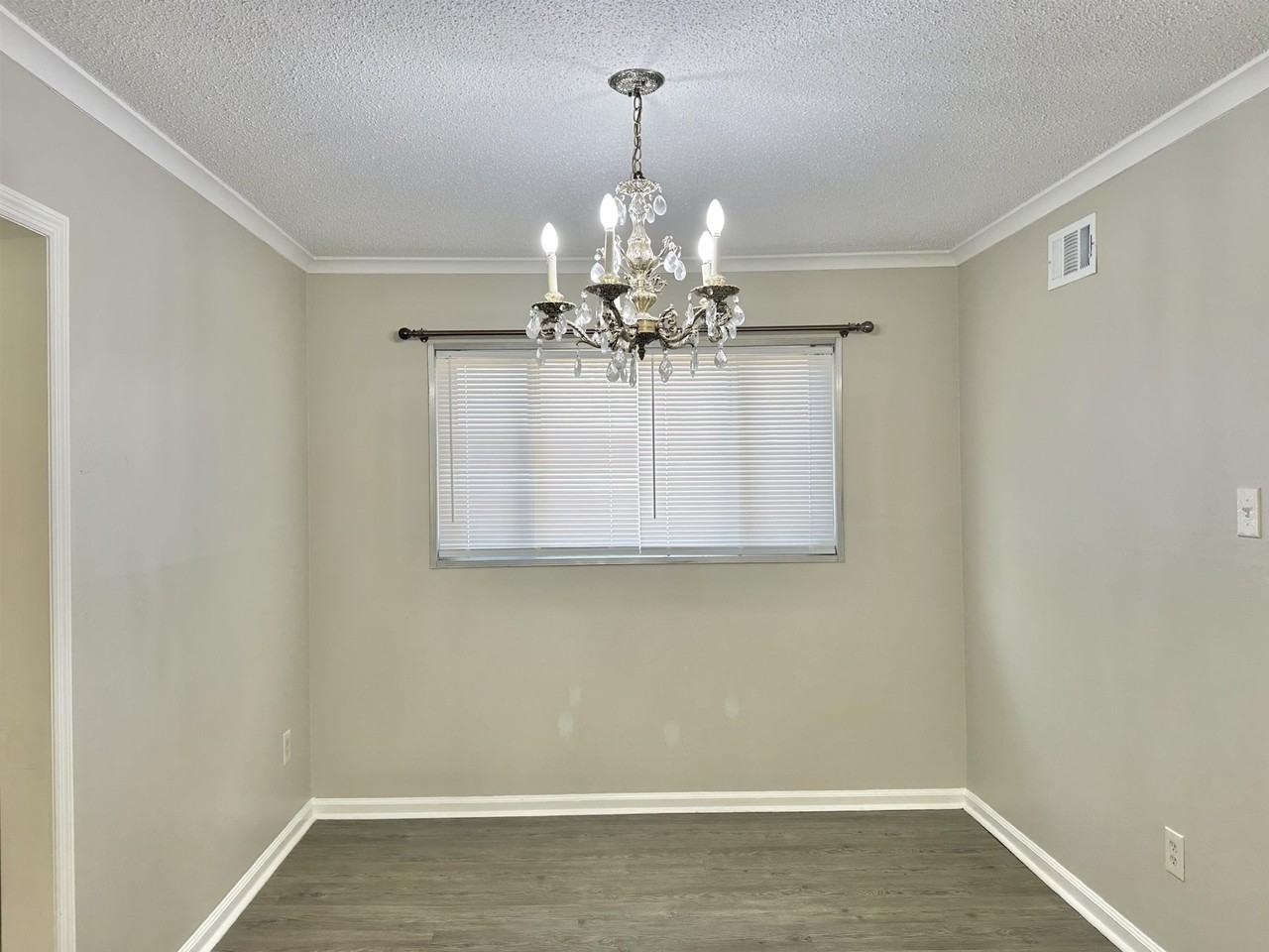 141 N White Station Rd - Photo 7 of 24