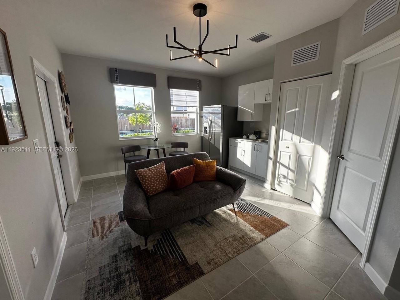 2288 Se 30th St #1 - Photo 2 of 10