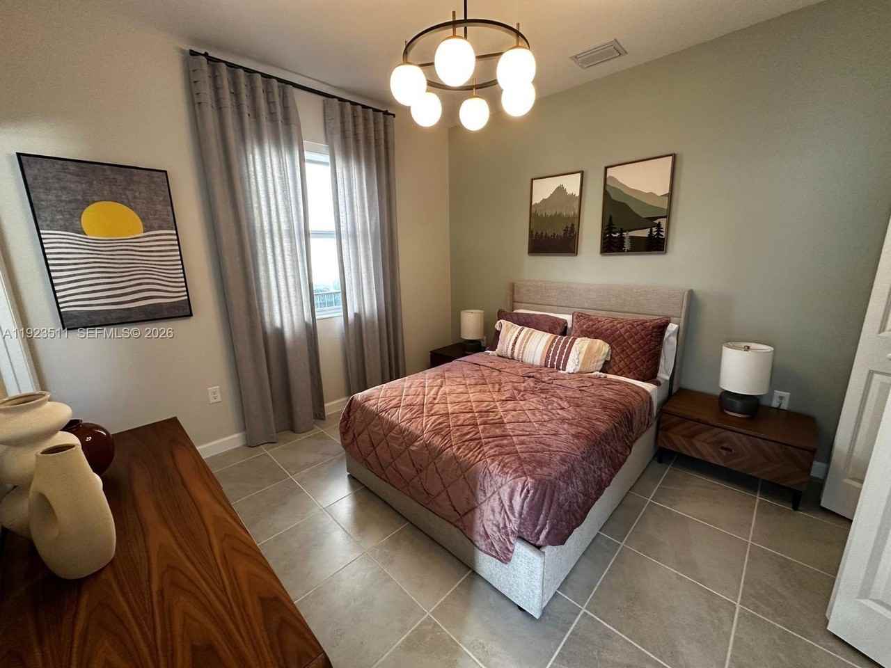 2288 Se 30th St #1 - Photo 6 of 10