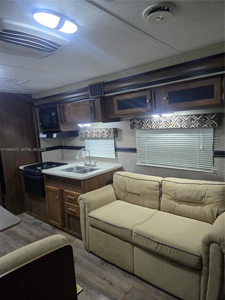 10935 Sw 217th Ter #0 - Photo 7 of 13