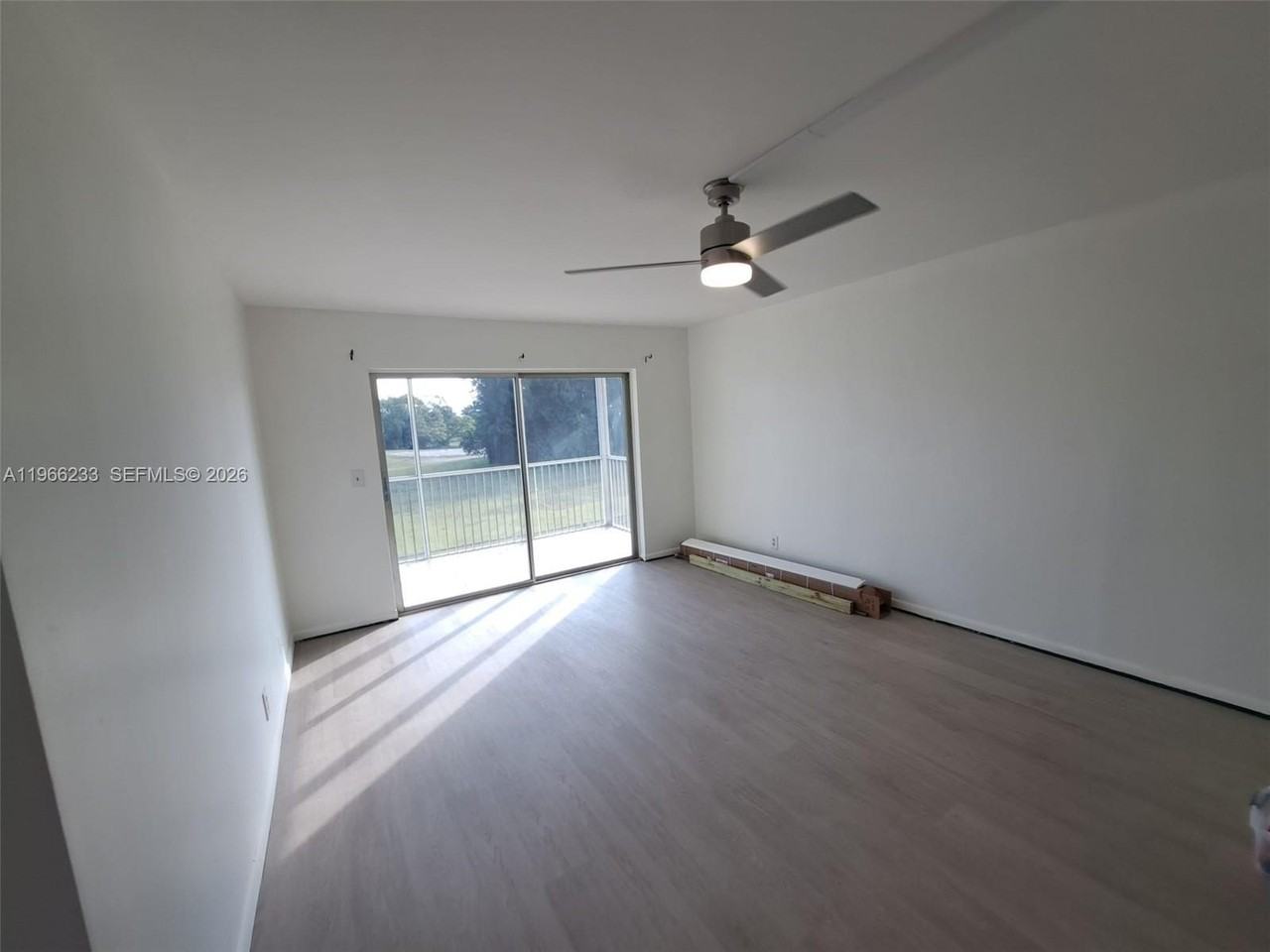 5100 Sw 90th Ave #208 - Photo 5 of 19