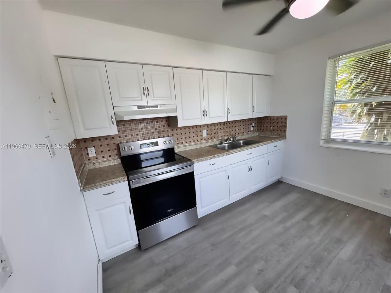 3450 Sw 7th St #3450 - Photo 7 of 7