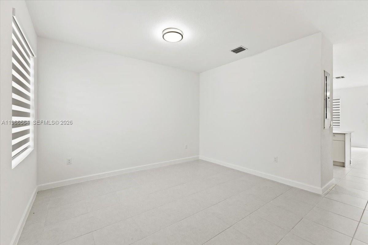 35779 Sw 178th Ct #35779 - Photo 3 of 37