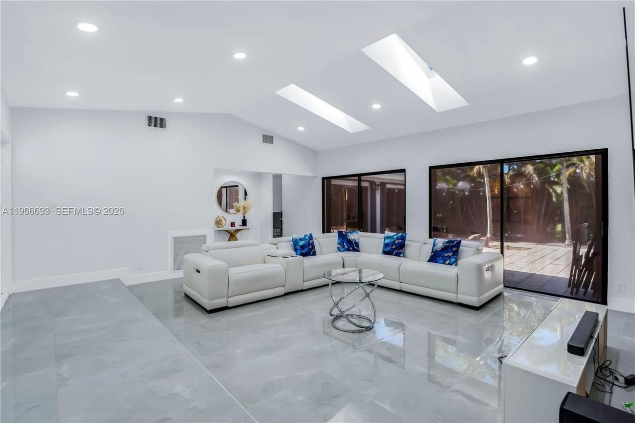 4500 Nw 113th Ter #0 - Photo 5 of 50