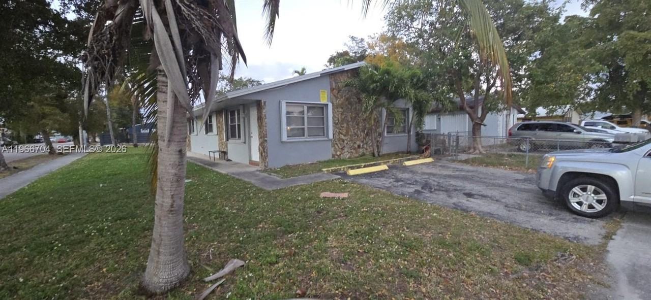 1961 Liberty St #1 - Photo 3 of 14