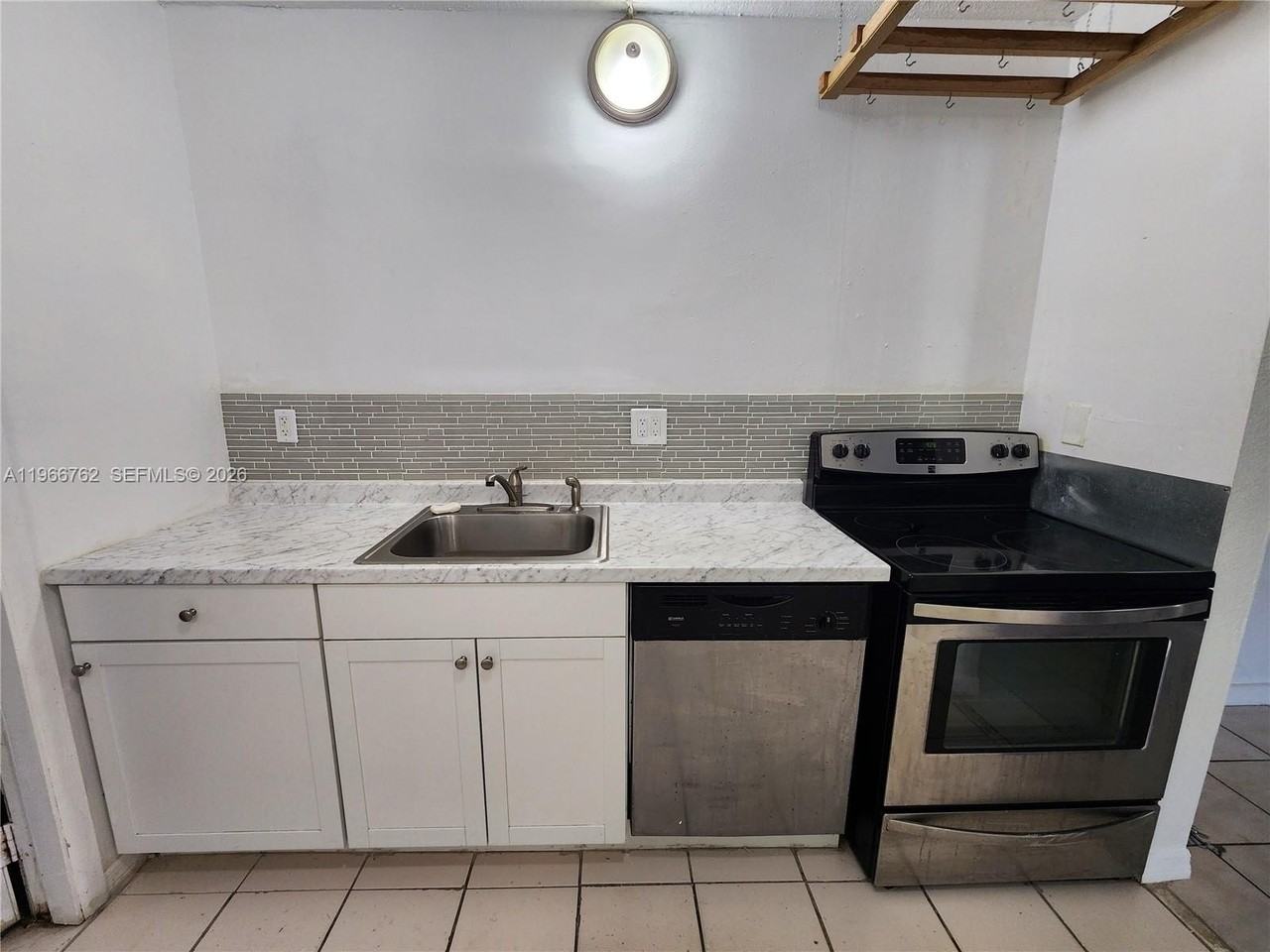 16311 Sw 102nd Pl #A - Photo 3 of 15