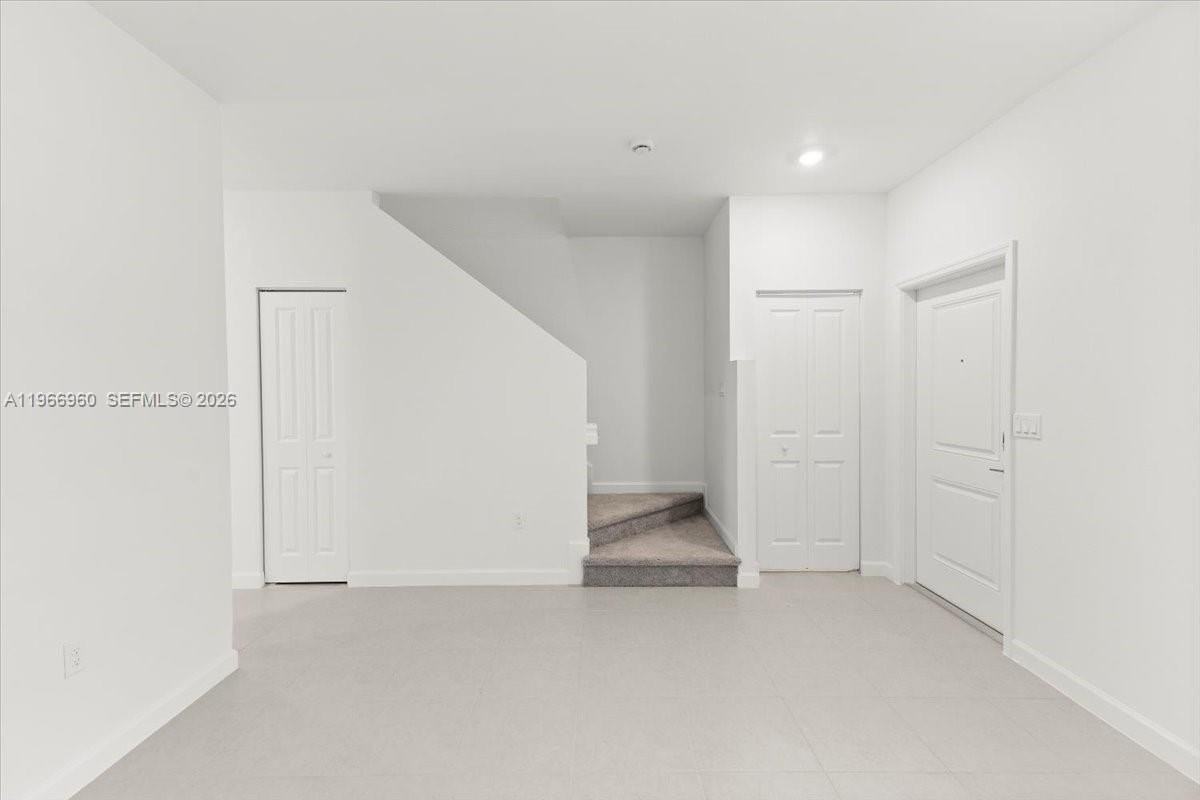 35670 Sw 178th Ct #35670 - Photo 5 of 34