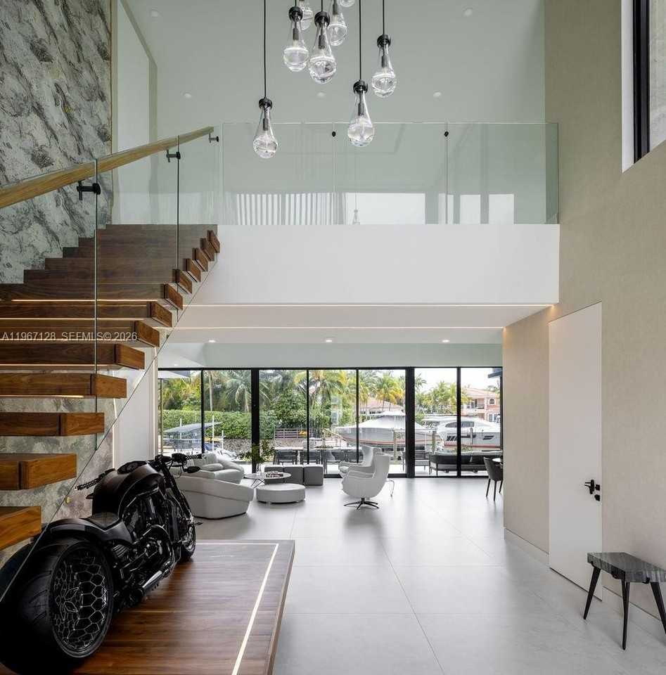 1102 Washington St - Photo 7 of 34