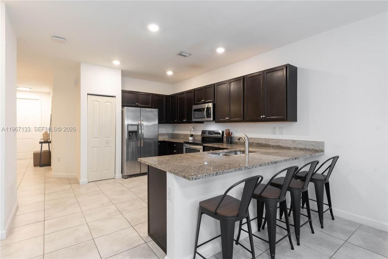 25128 Sw 113th Pl - Photo 7 of 39