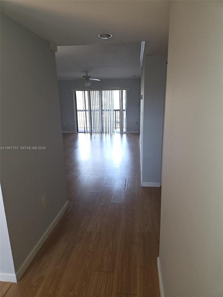 9993 Nob Hill Ct #9993 - Photo 2 of 5