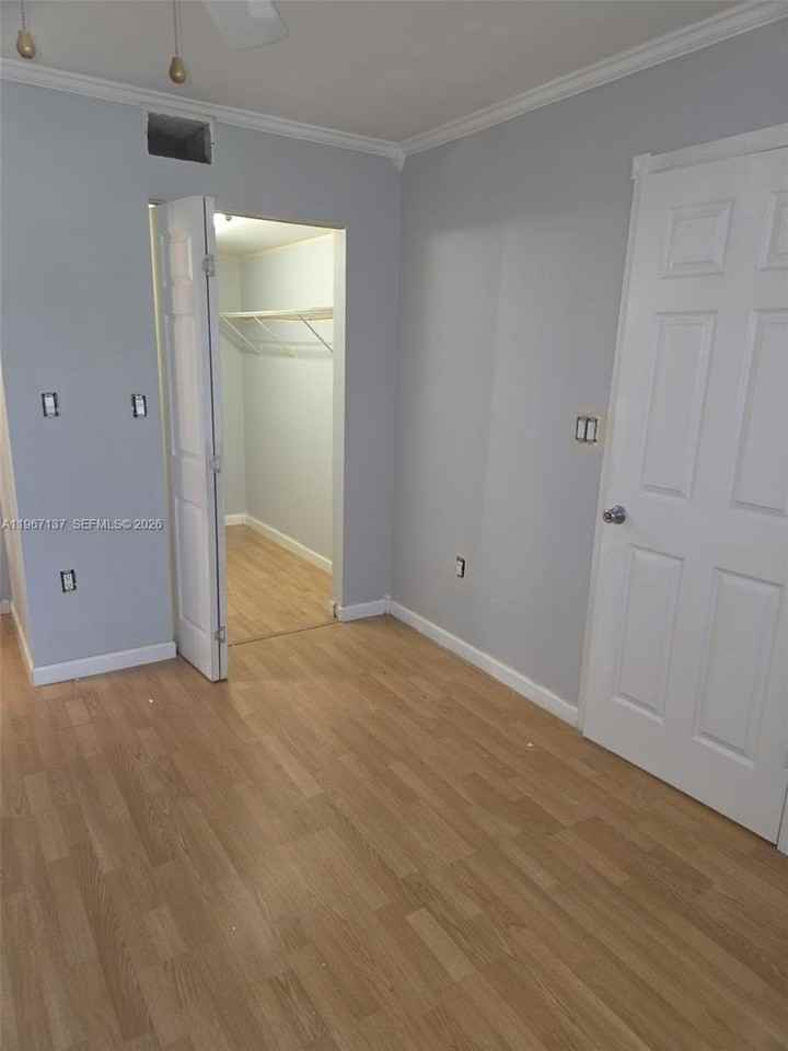 9993 Nob Hill Ct #9993 - Photo 4 of 5