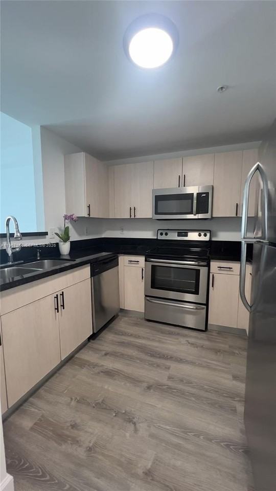 50 Menores Ave #512 - Photo 2 of 11