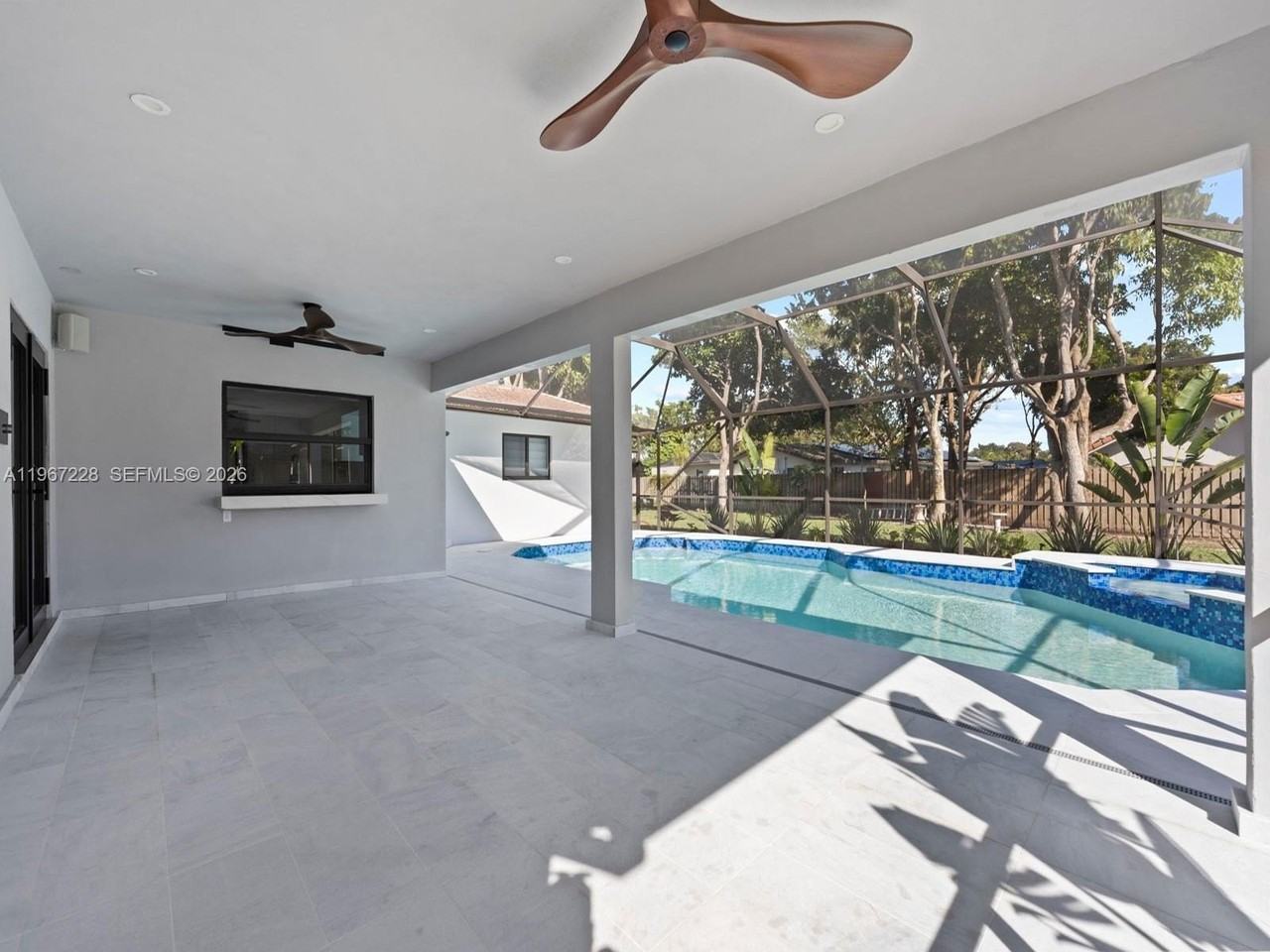 2537 Nw 116th Ter #1 - Photo 5 of 45