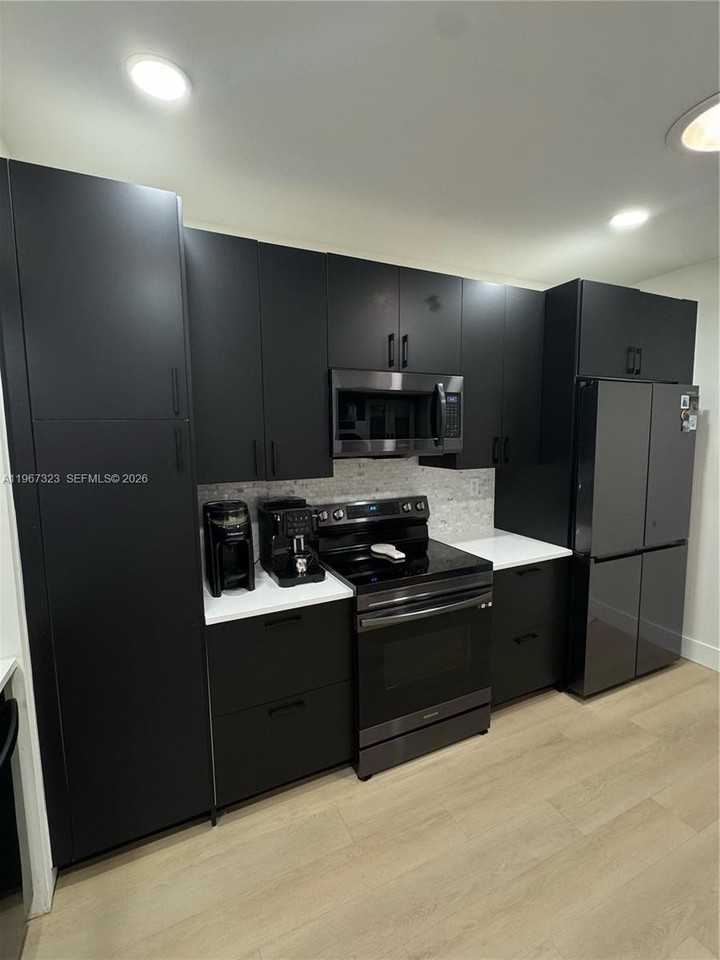 19217 Nw 64th Ct #0 - Photo 2 of 36