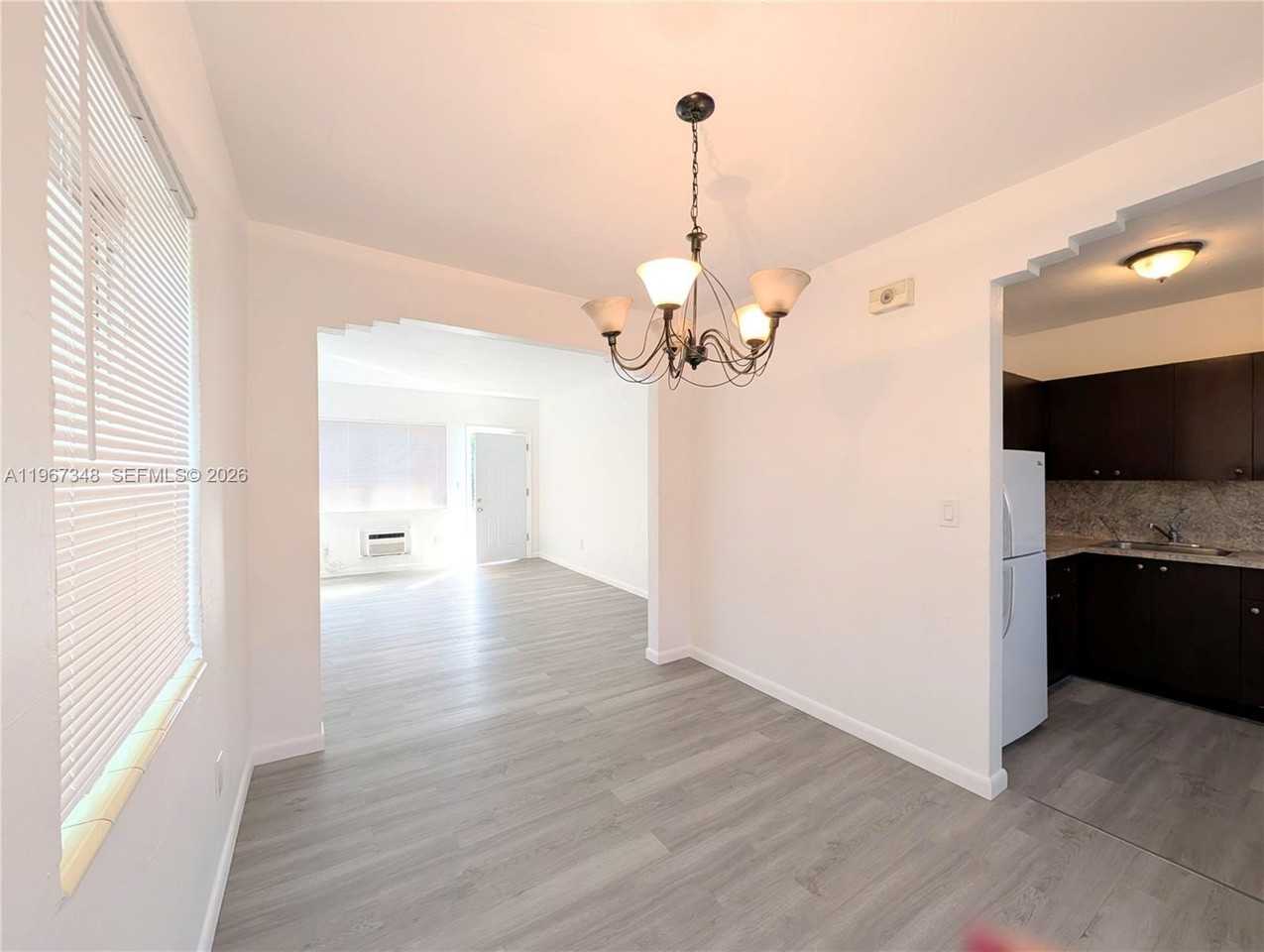 1565 Sw 6th St #8 - Photo 6 of 22