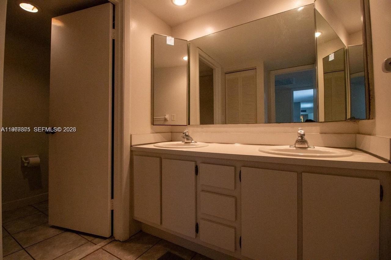 351 Lake Arbor Dr - Photo 6 of 15