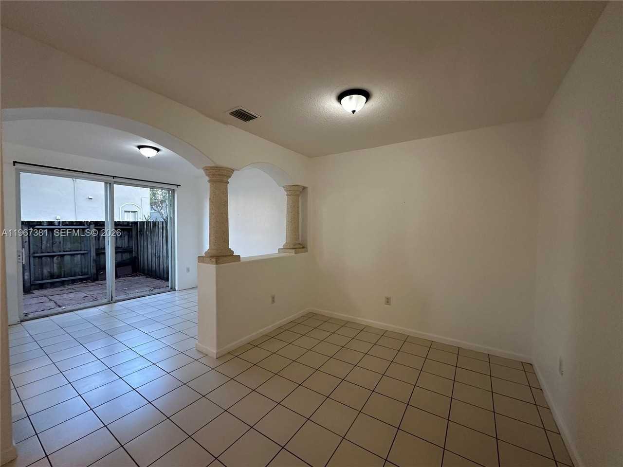 2615 Se 15th Pl #190 - Photo 3 of 27