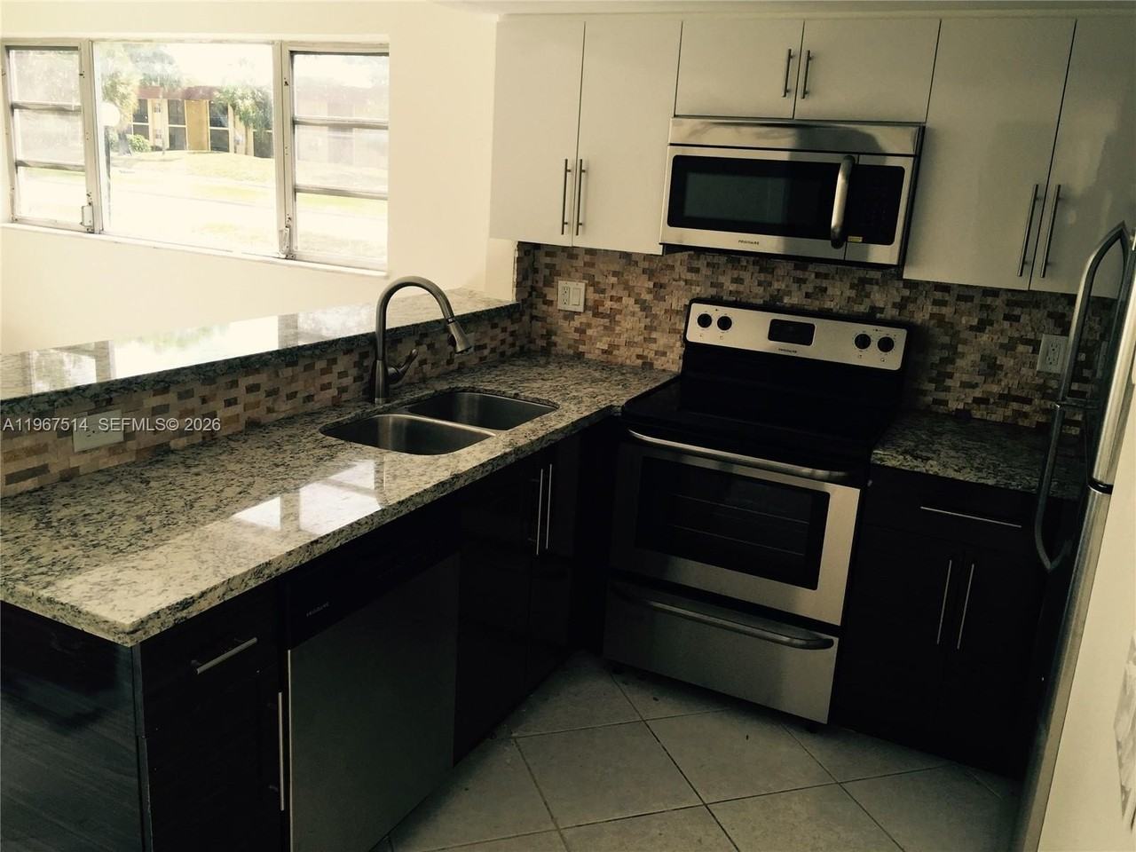 8043 Lagos De Campo Blvd #F3 - Photo 5 of 13