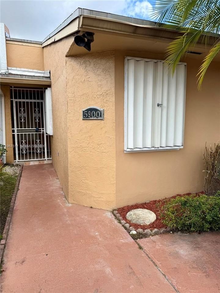 5900 W 21st Ct #NA - Photo 2 of 25