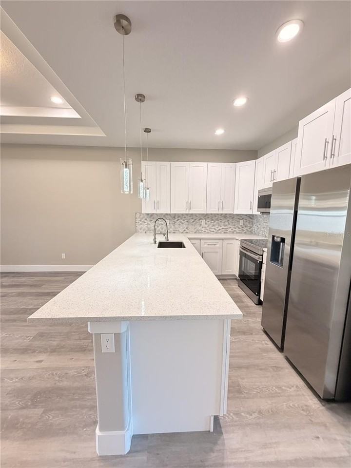 10A Lyons Pl - Photo 4 of 21