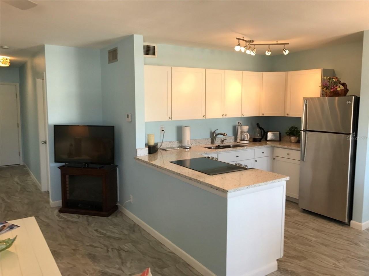 335 N Causeway #E21 - Photo 5 of 13