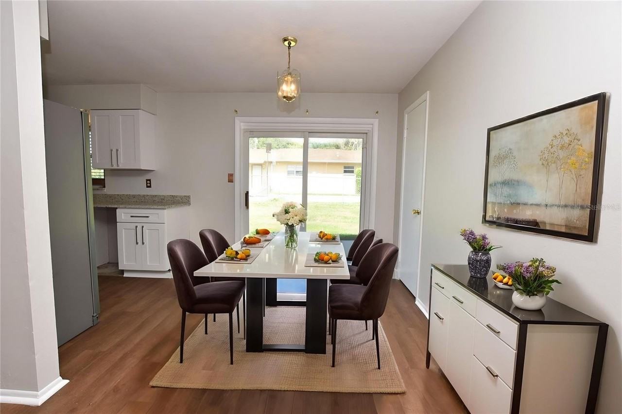 1015 E Tee Cir - Photo 5 of 25