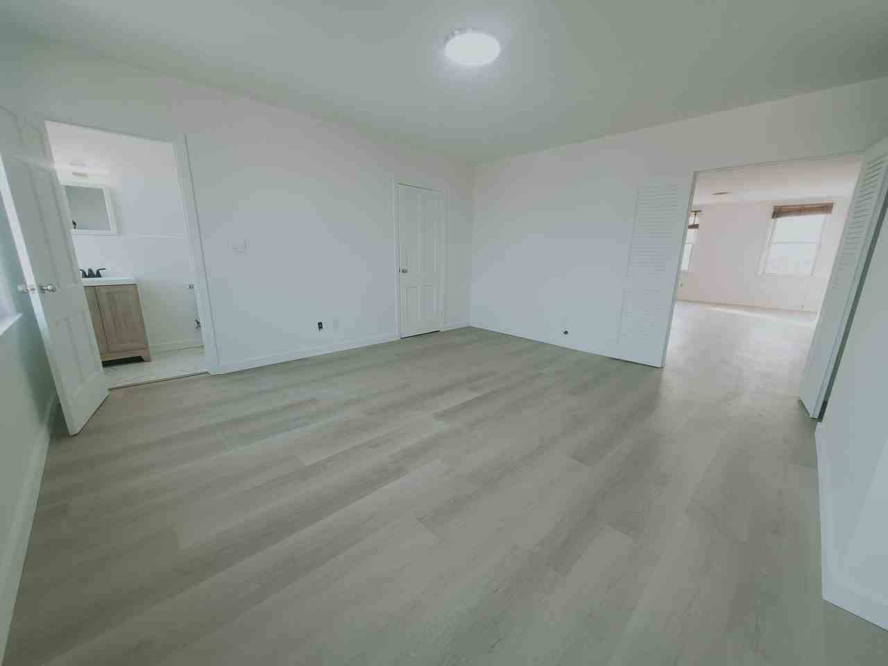 23 Madison Pl #2 - Photo 5 of 8