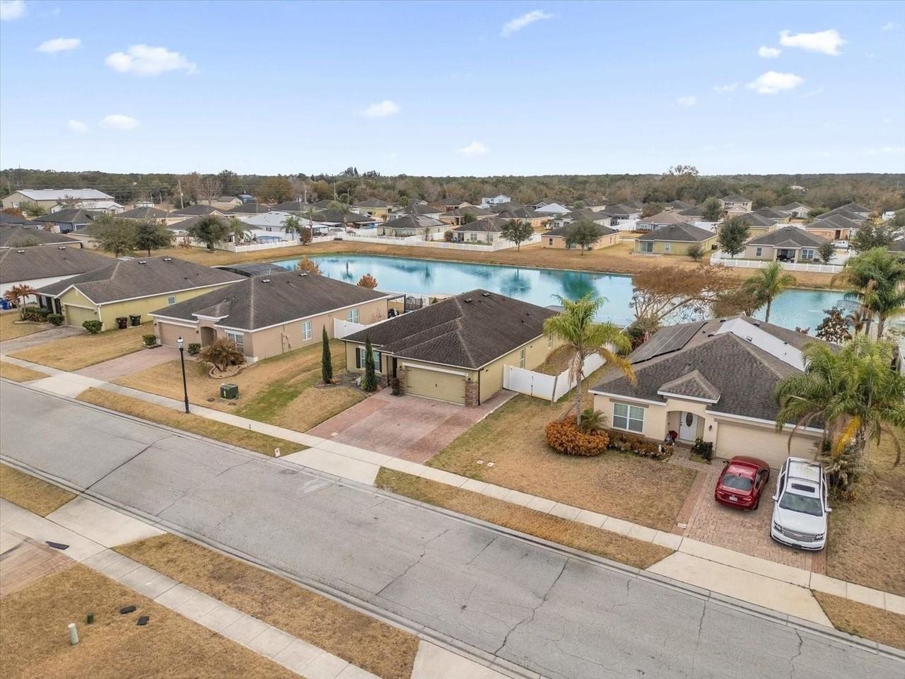 3799 Briarwood Estates Cir - Photo 5 of 33