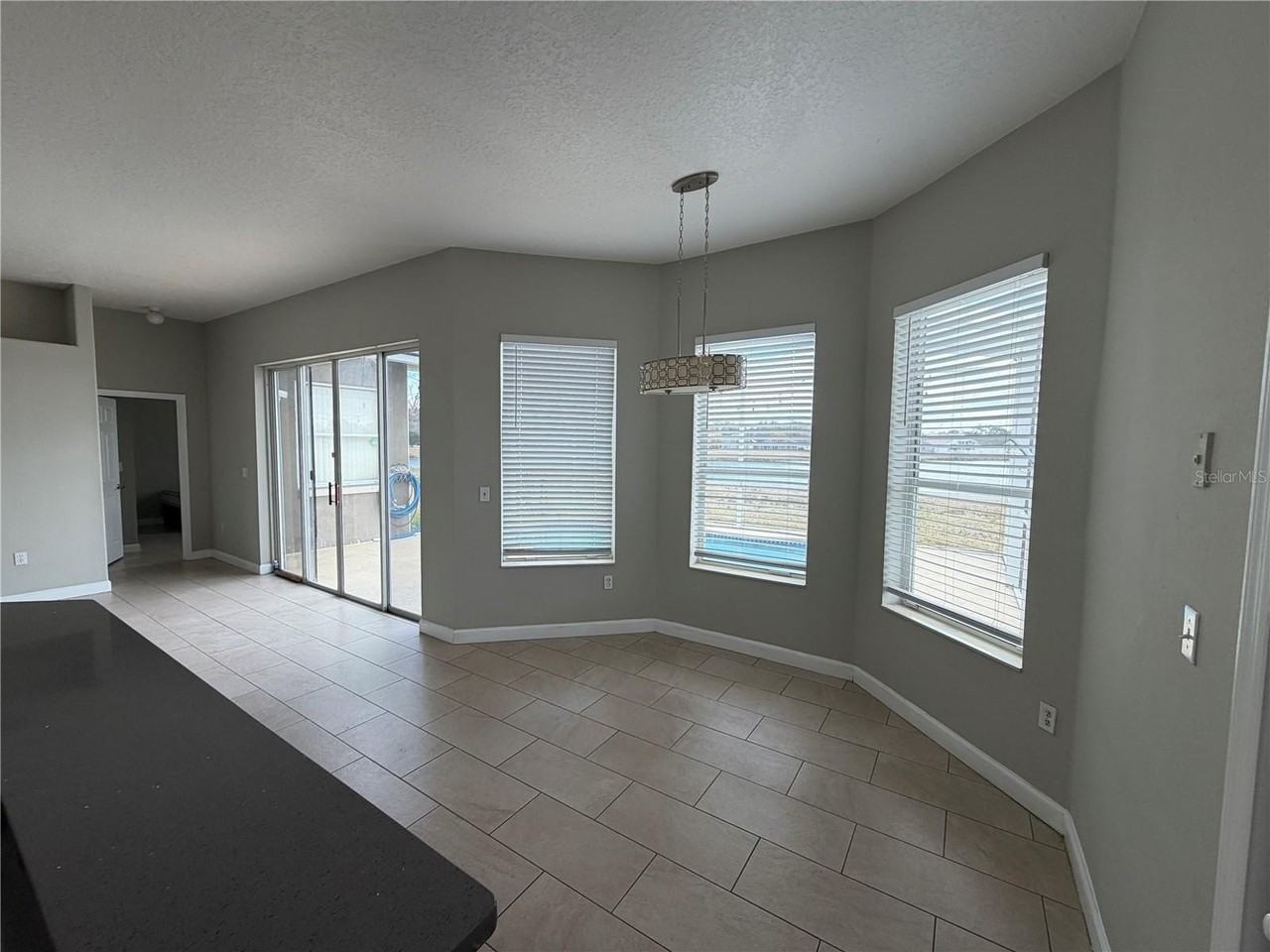 2829 Middleton Cir - Photo 6 of 23