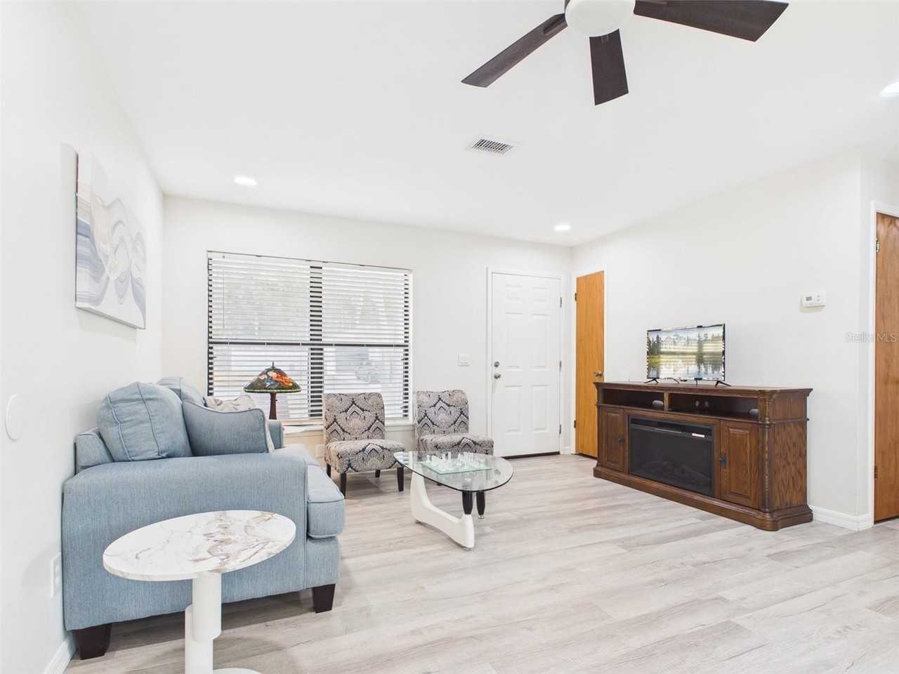 7686 Sw 81st St - Photo 6 of 21