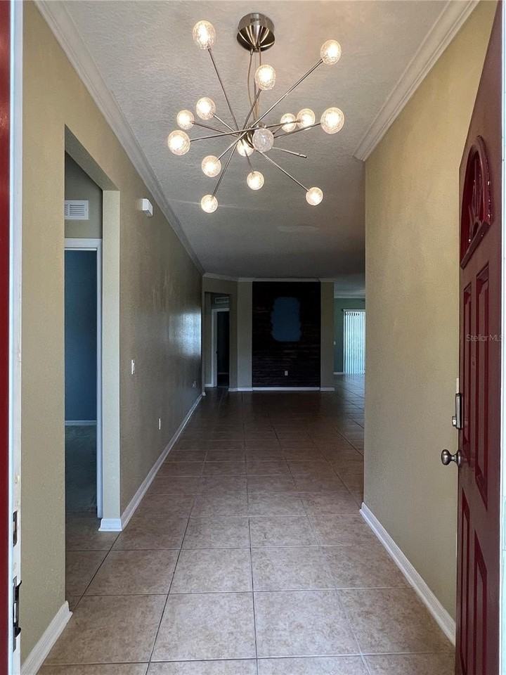 5110 Gulf Sturgeon Ln - Photo 4 of 36