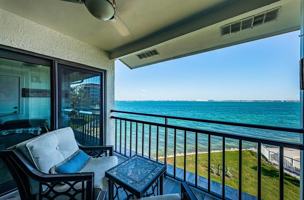 featured image of 6265 Sun Blvd #309