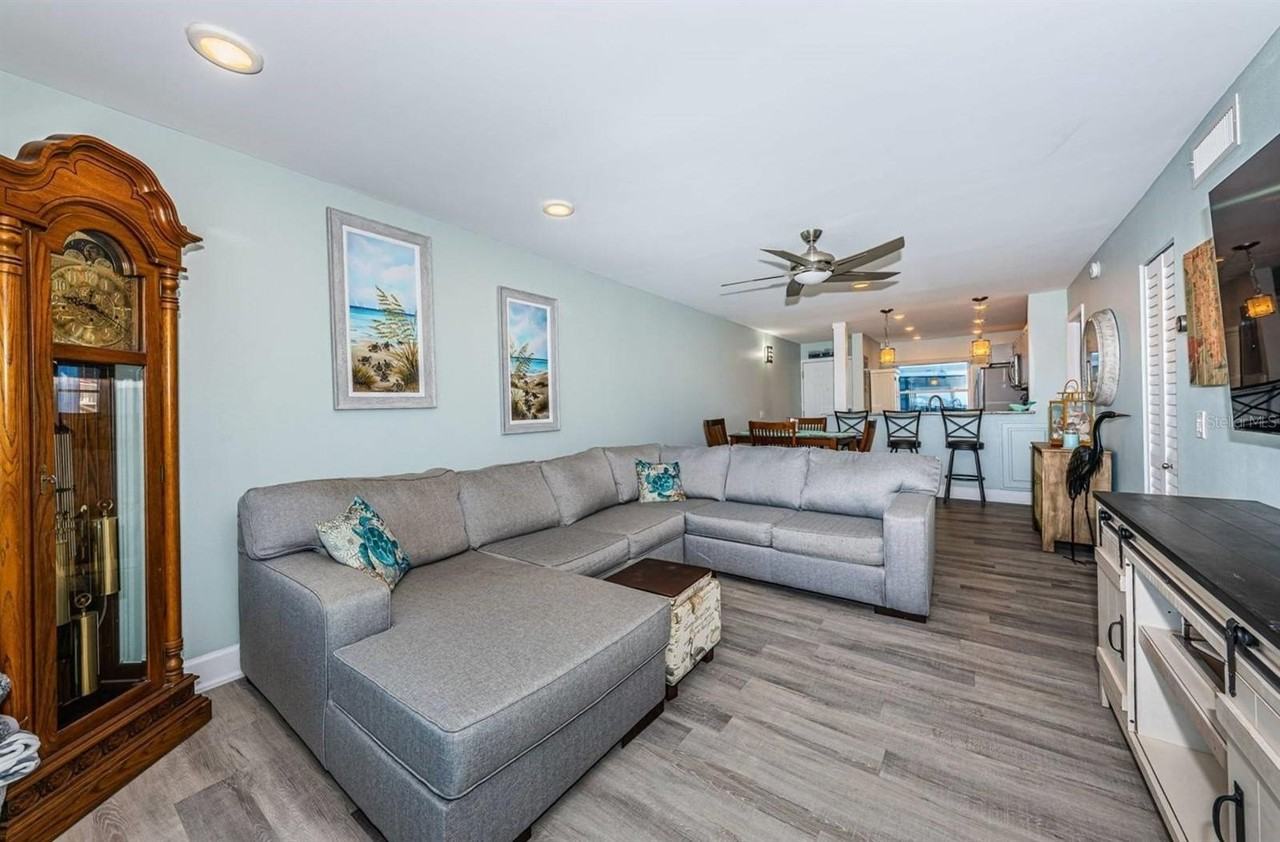 6265 Sun Blvd #309 - Photo 4 of 19